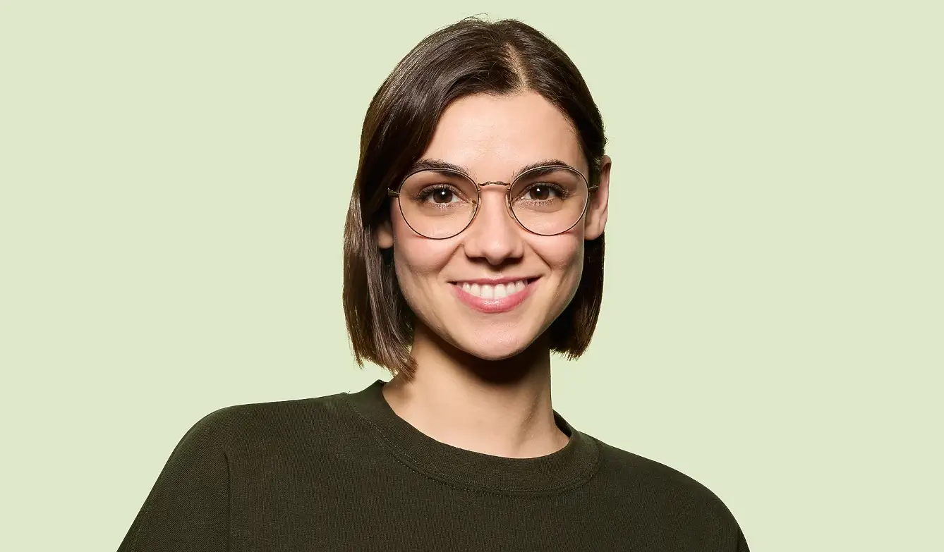 Lightweight Glasses for Daily Wear